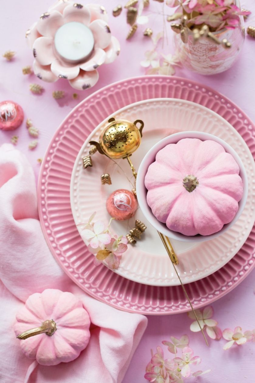 jesienne dekoracje stołu z dyni