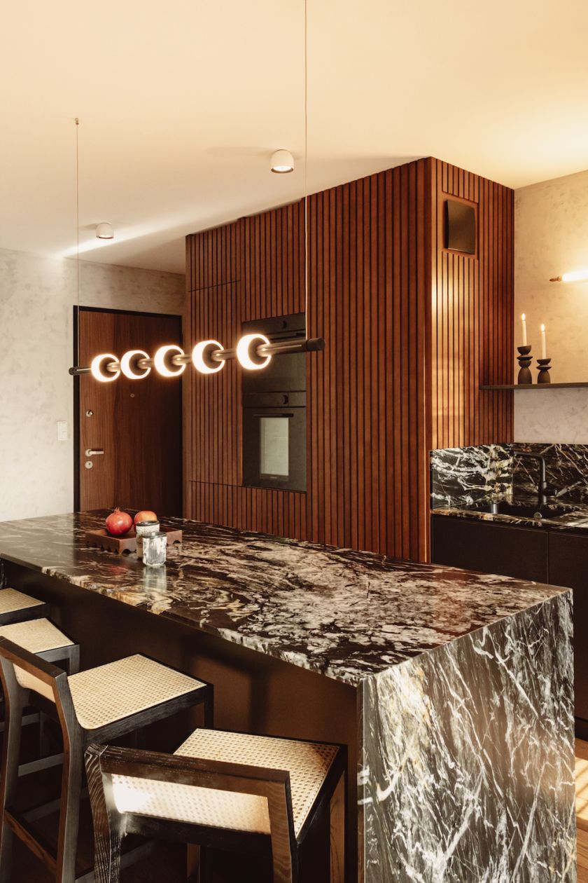 kuchnia w mieszkaniu w stylu loftowym