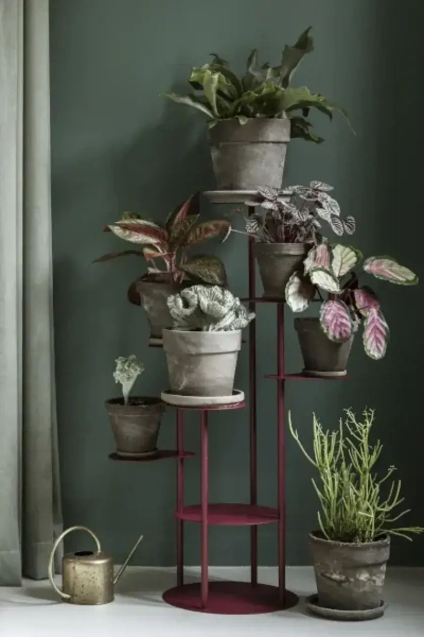 Wielopoziomowy stojak na kwiaty