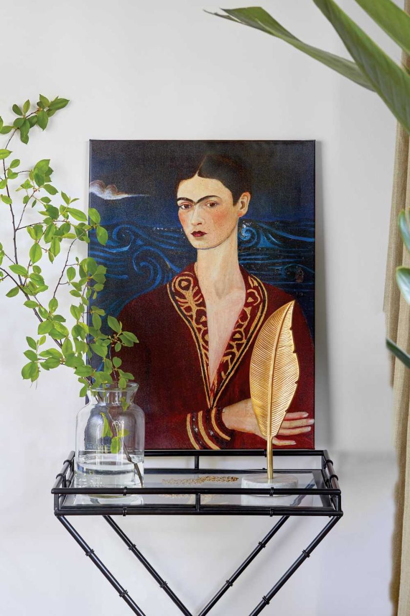 Dom Marzenny Niemoczyńskiej, która ubiera polskie gwiazdy, powstał z katalogu kupionego w USA. Tylko jej