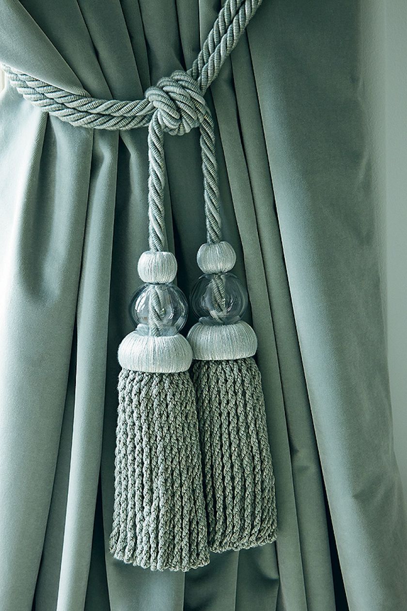 Chwosty marki Zoffany idealnie dopasowane do tkaniny, DECODORE