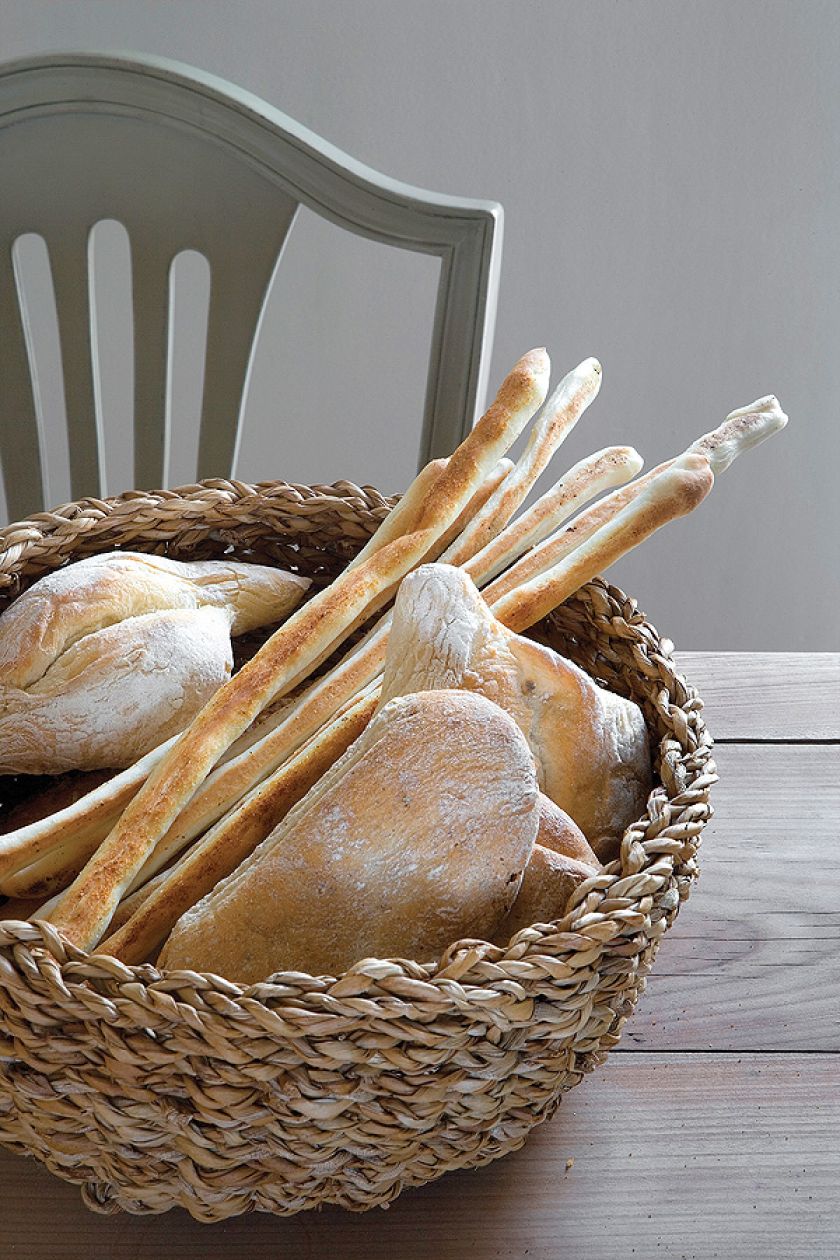 Dobre połączenie: antyki i nowoczesne tapety