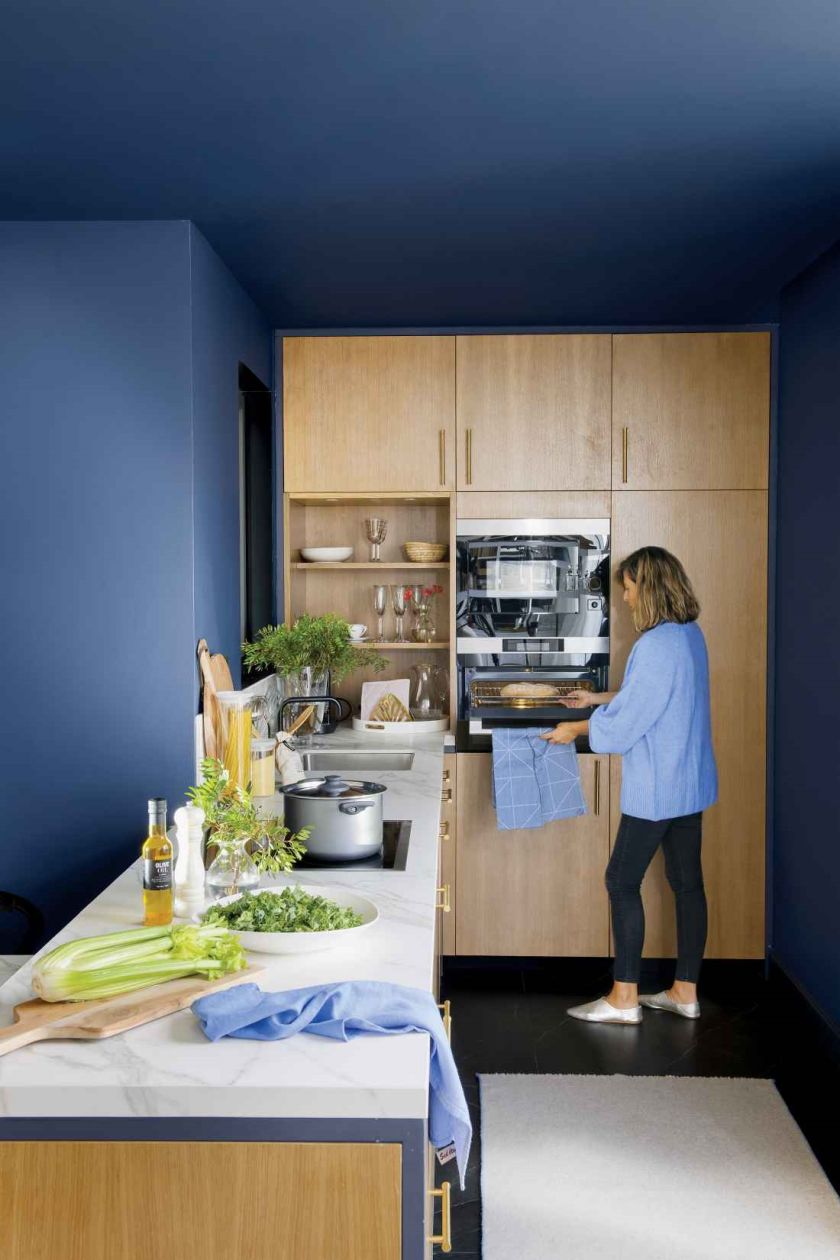 Granat i drewno w kuchni zdjęcia