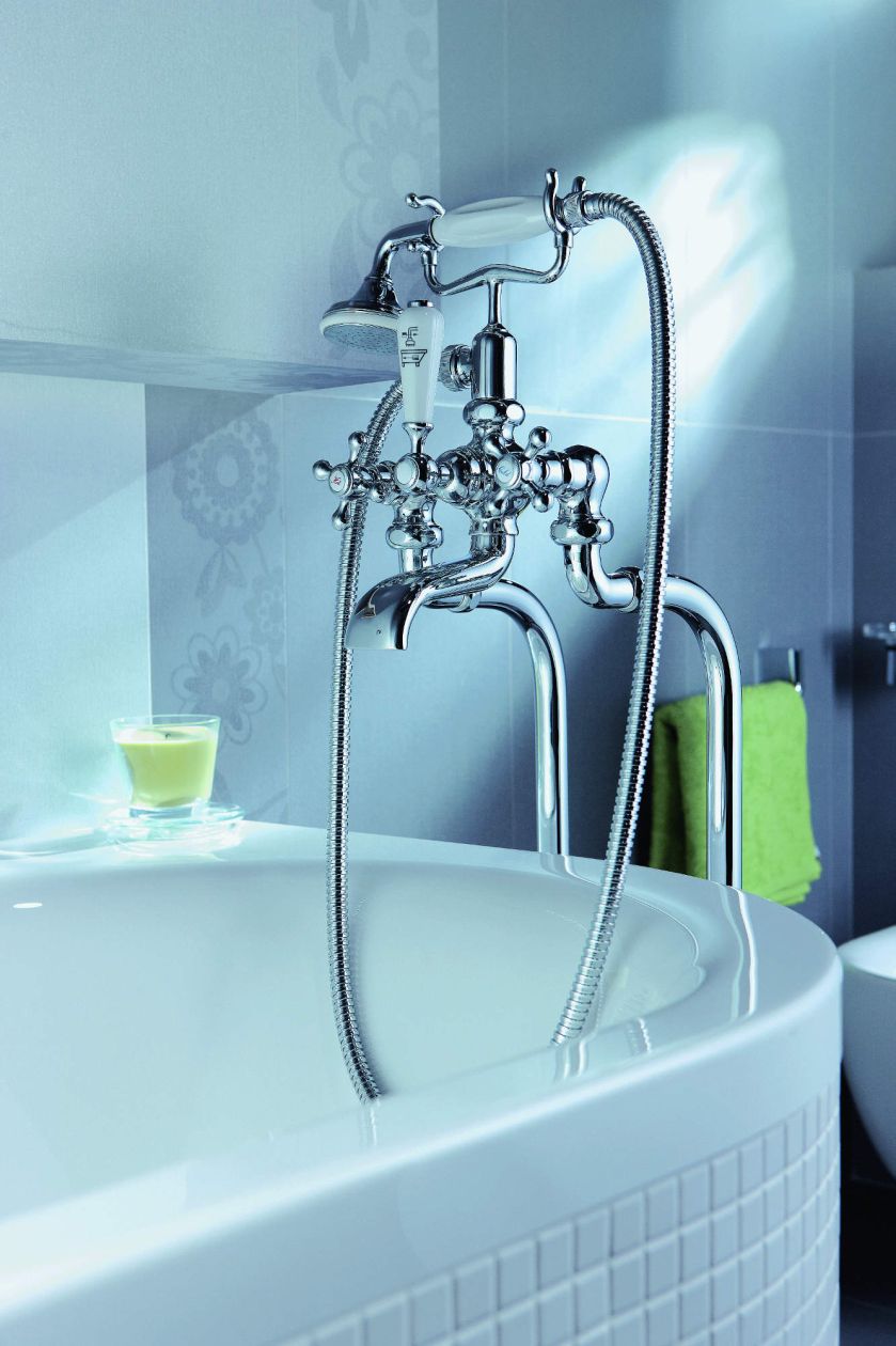 Grupa Armatura. Łazienka w stylu retro