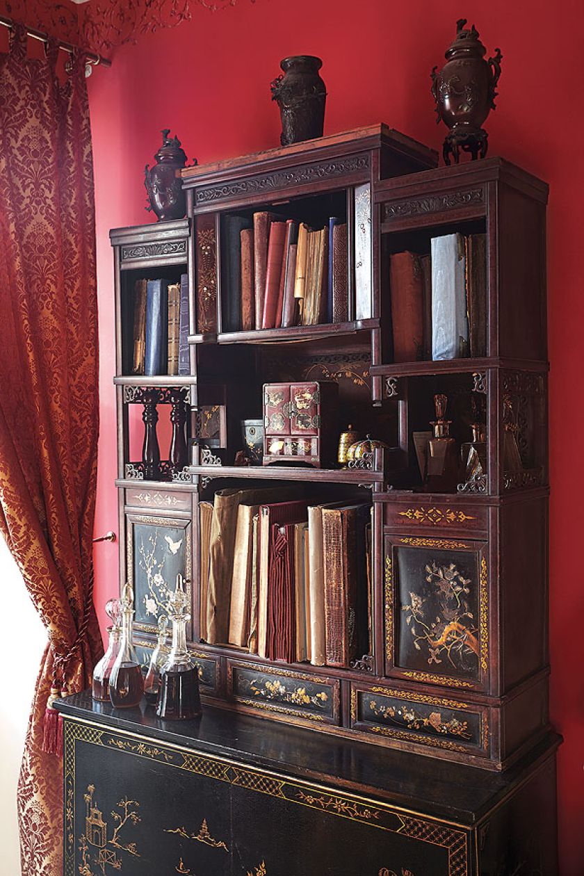 Jacek Dehnel pochodzi z bardzo eklektycznie urządzonego domu.