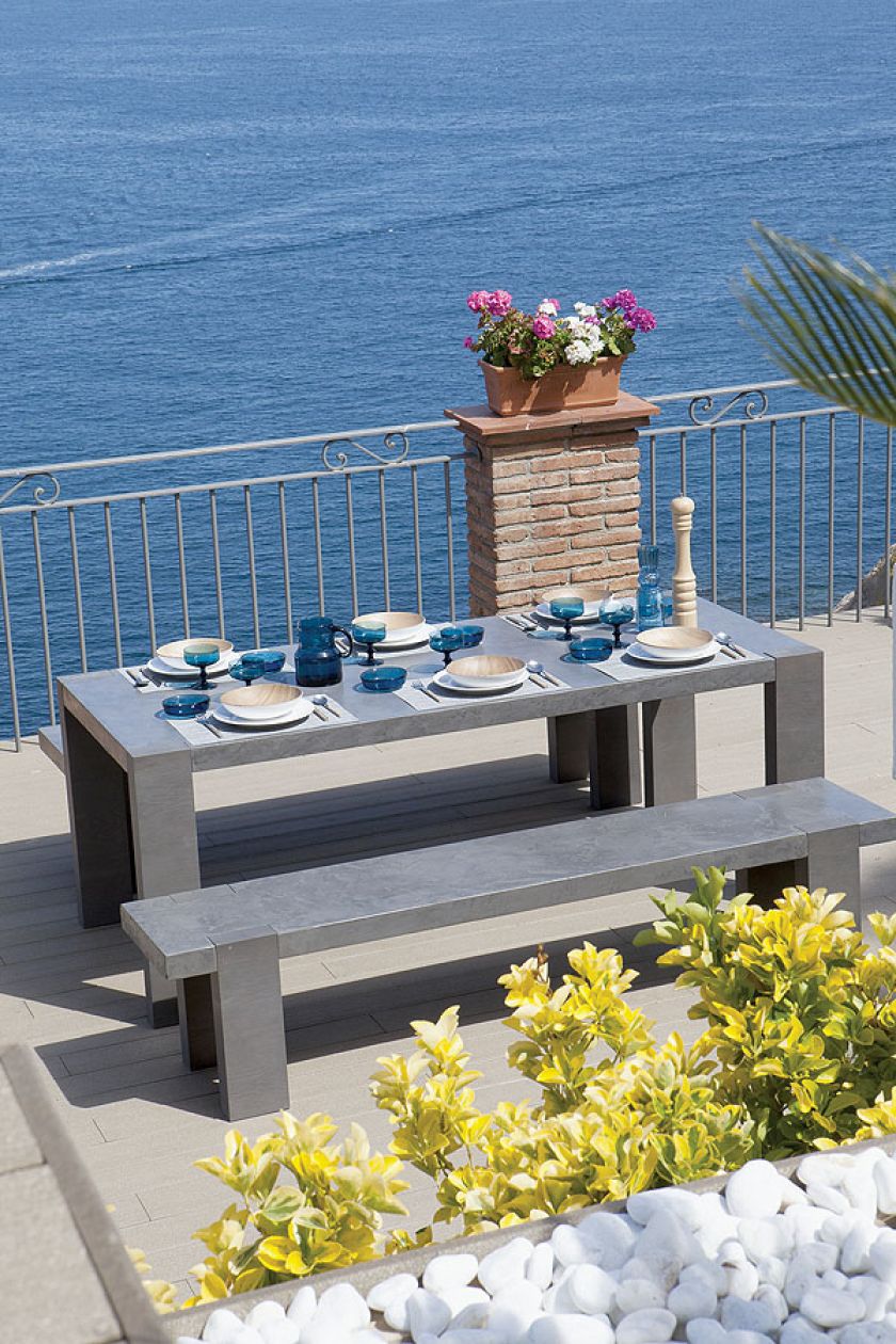 Jadalnia pod chmurką. Willa w stylu marynistycznym