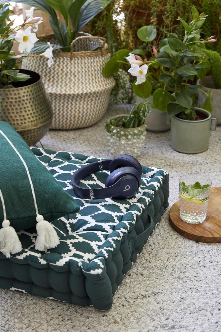 mały balkon w stylu boho