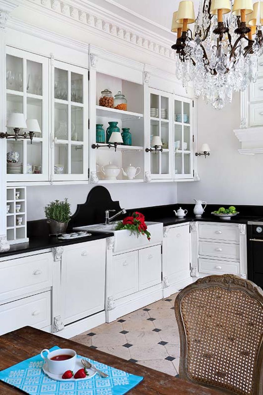 Francuski styl niejedno ma imię. Tym razem poznajemy go od... kuchni. Pałacowej, ale bez barokowego