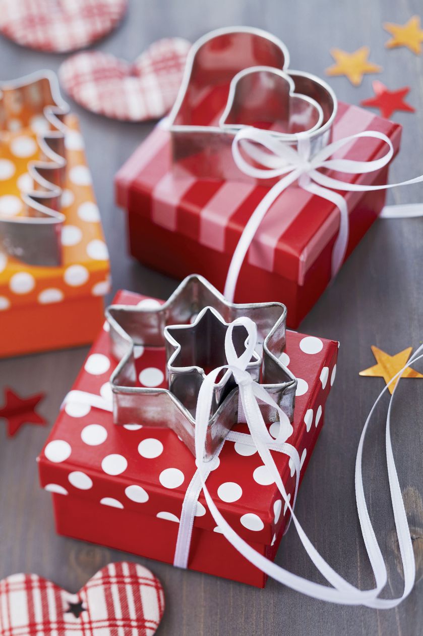 Foremki do ciasteczek dodadzą prezentom słodyczy.