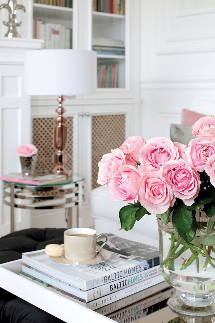 Mieszkanie o metrażu 65 m² jest jak szkatułka: nieduże, zmysłowe i aż kusi, by do niego zajrzeć. Przytulne, w