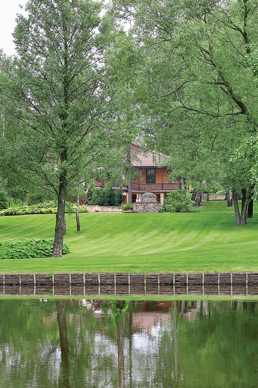 Można się tu poczuć jak w toskańskiej rezydencji, która należy do rodziny od kilkunastu pokoleń.