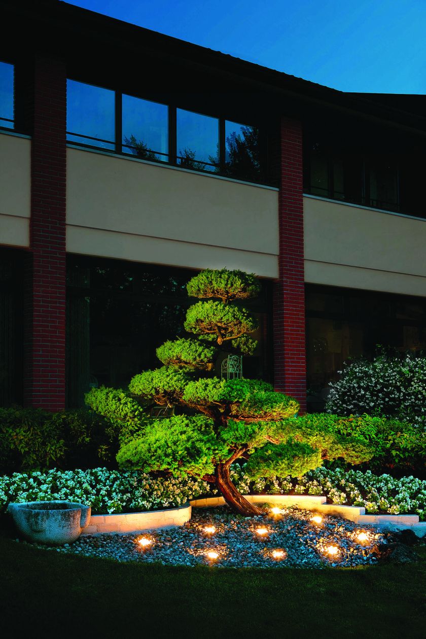 Lampki Ice Led wyglądają jak kostki lodu, są z matowego piaskowanego szkła, LUCE LIGHT, lucelight.it