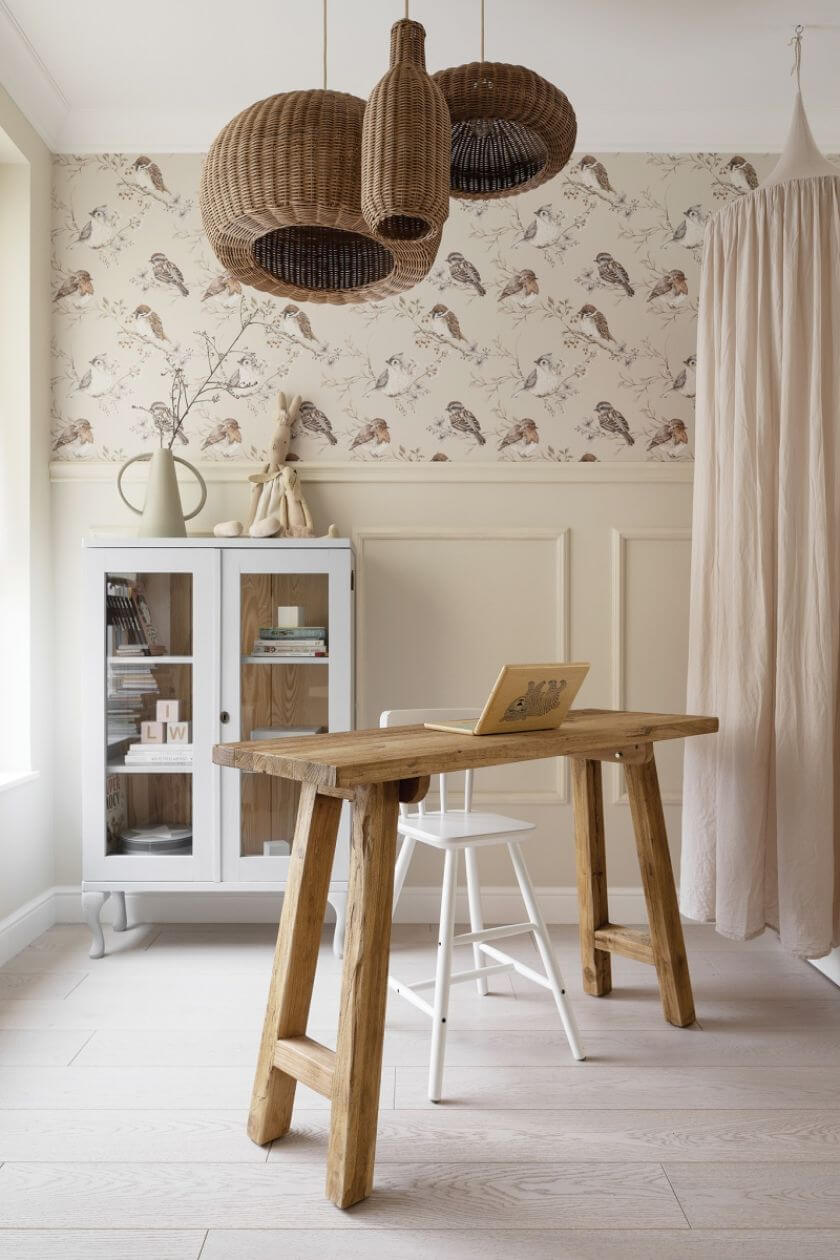 pokój dziecięcy z baldachimem