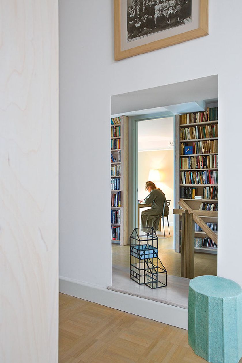 Pracownia artystki i showroom mieści się na warszawskim Targówku.