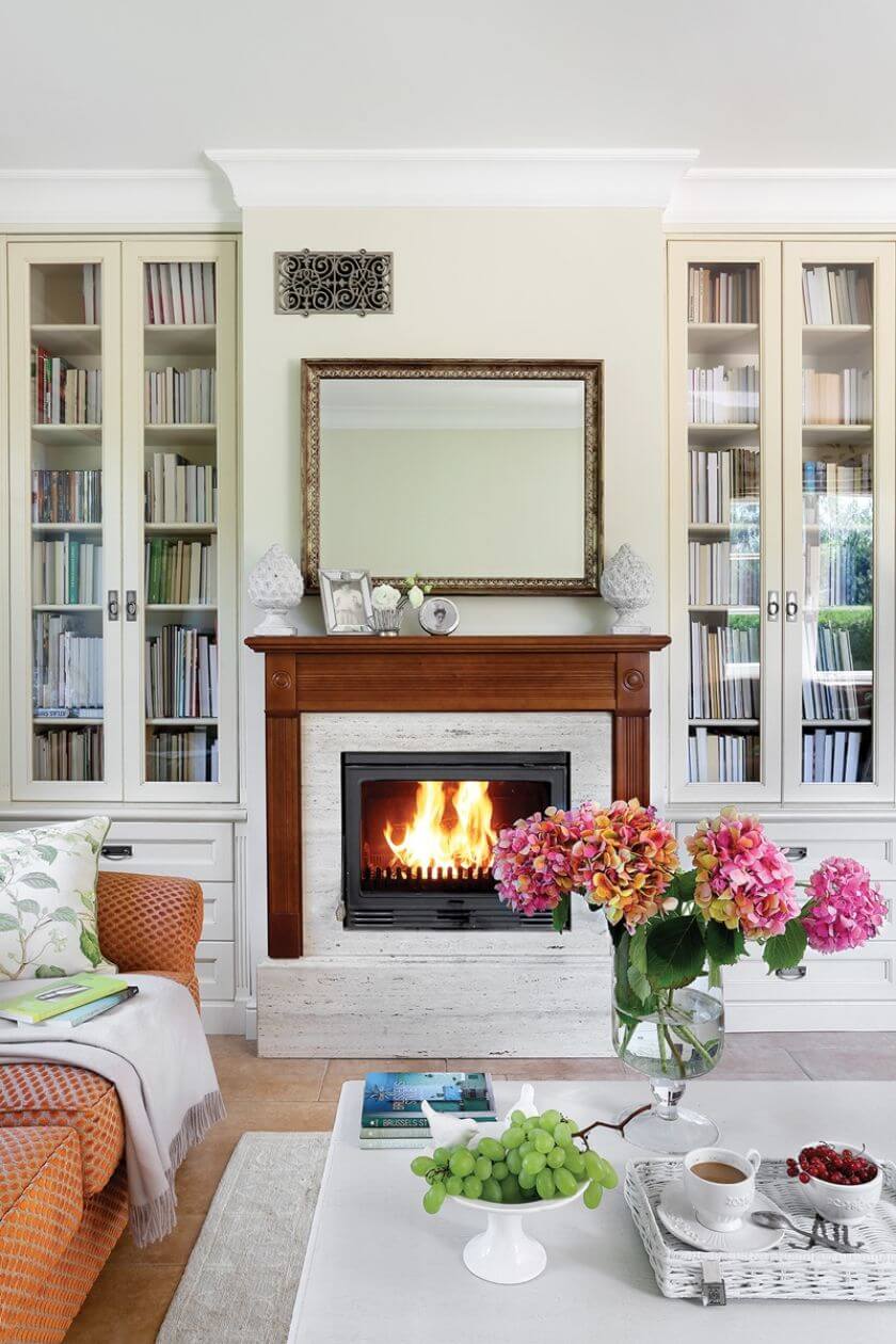 stylowy regał na książki w salonie