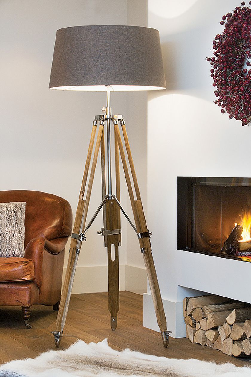 Rodeo i Boudin, ROMANTIC HOME. Rzucając światło