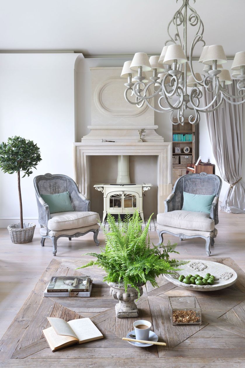 Lekcja stylu: jak urządzić wnętrze w stylu francuskim?