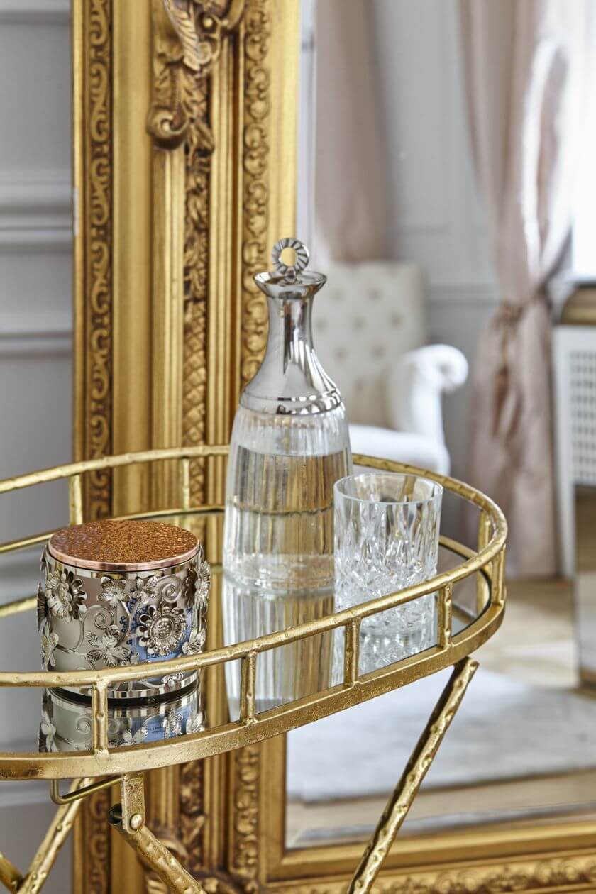 dodatki do salonu w stylu francuskim