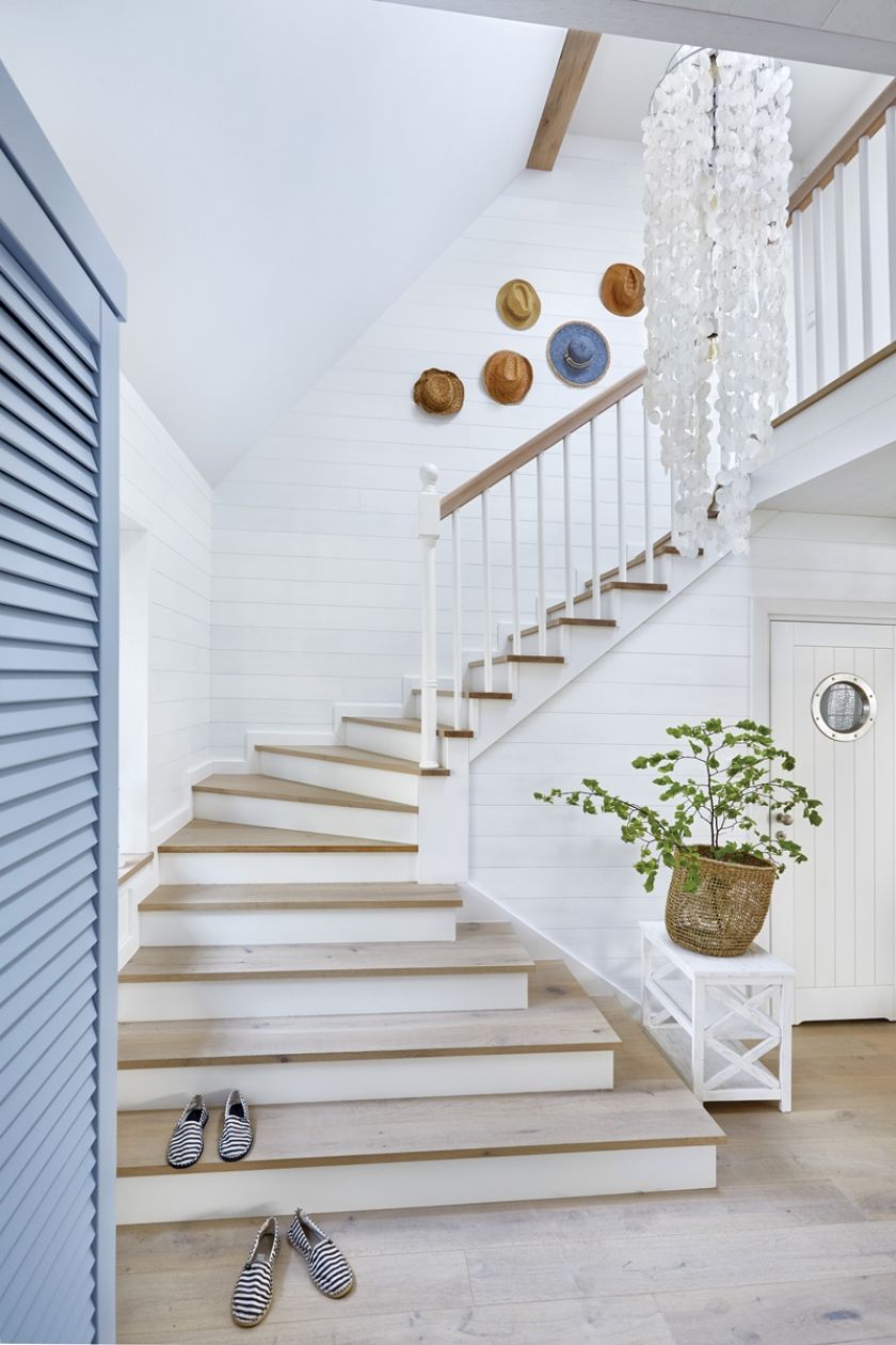 hol przedpokój w stylu marynistycznym