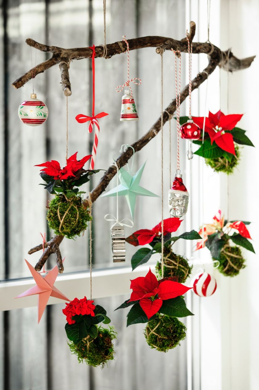 wiszące dekoracje okna na boże narodzenie