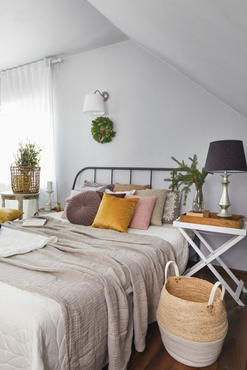 kobieca sypialnia aranżacje