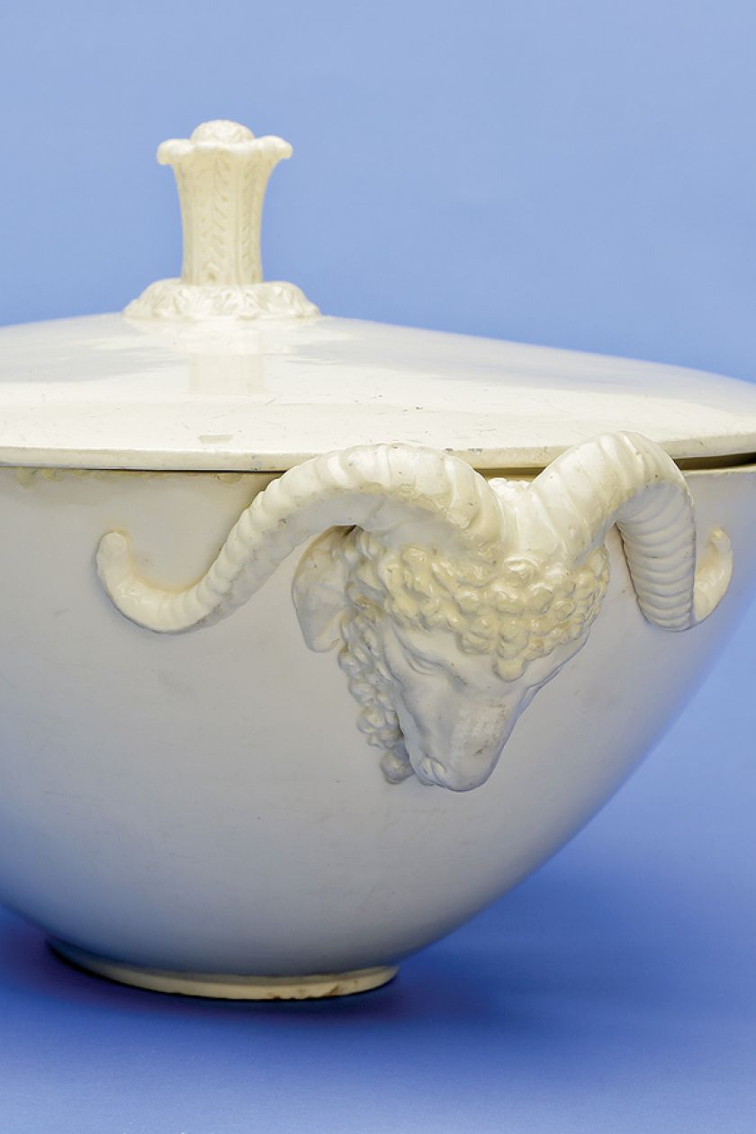 Waza z manufaktury w Raciborzu, 1803-1828 r.