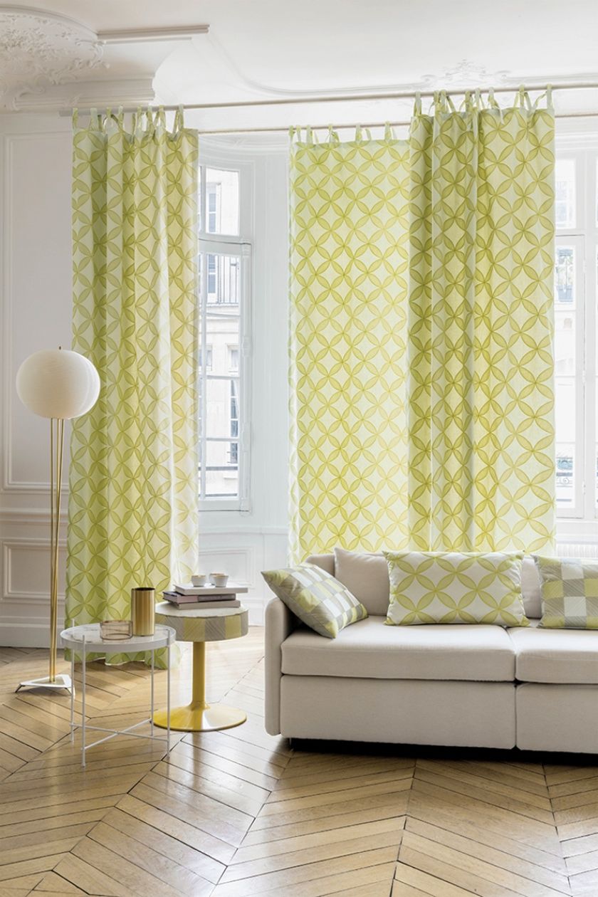 wiosenne dekoracje okienne