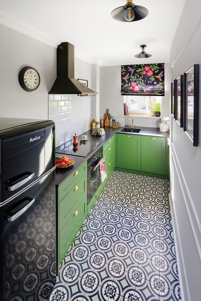 zielona kuchnia w bloku