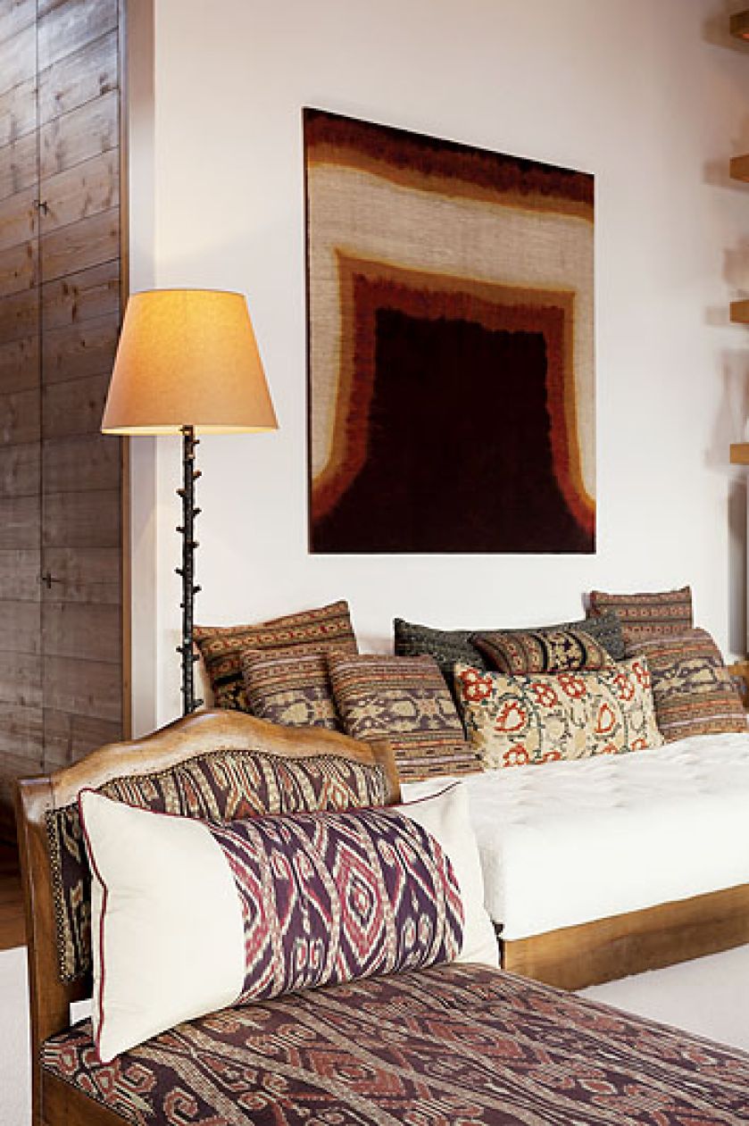 Kącik wypoczynkowy. Górski apartament z nutą orientu