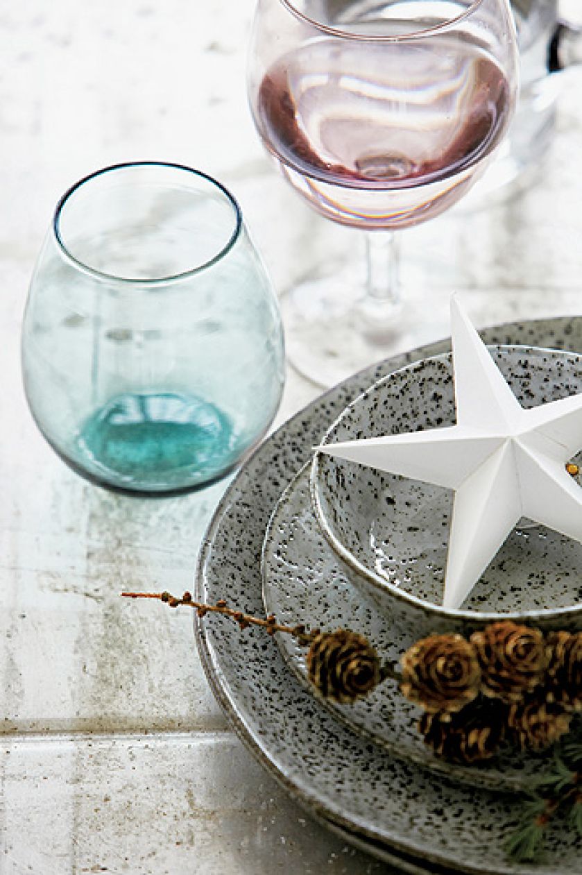 Kieliszek 34 zł, szklanka 28 zł, talerz 20 zł, miska 43 zł, House Doctor, Square Space