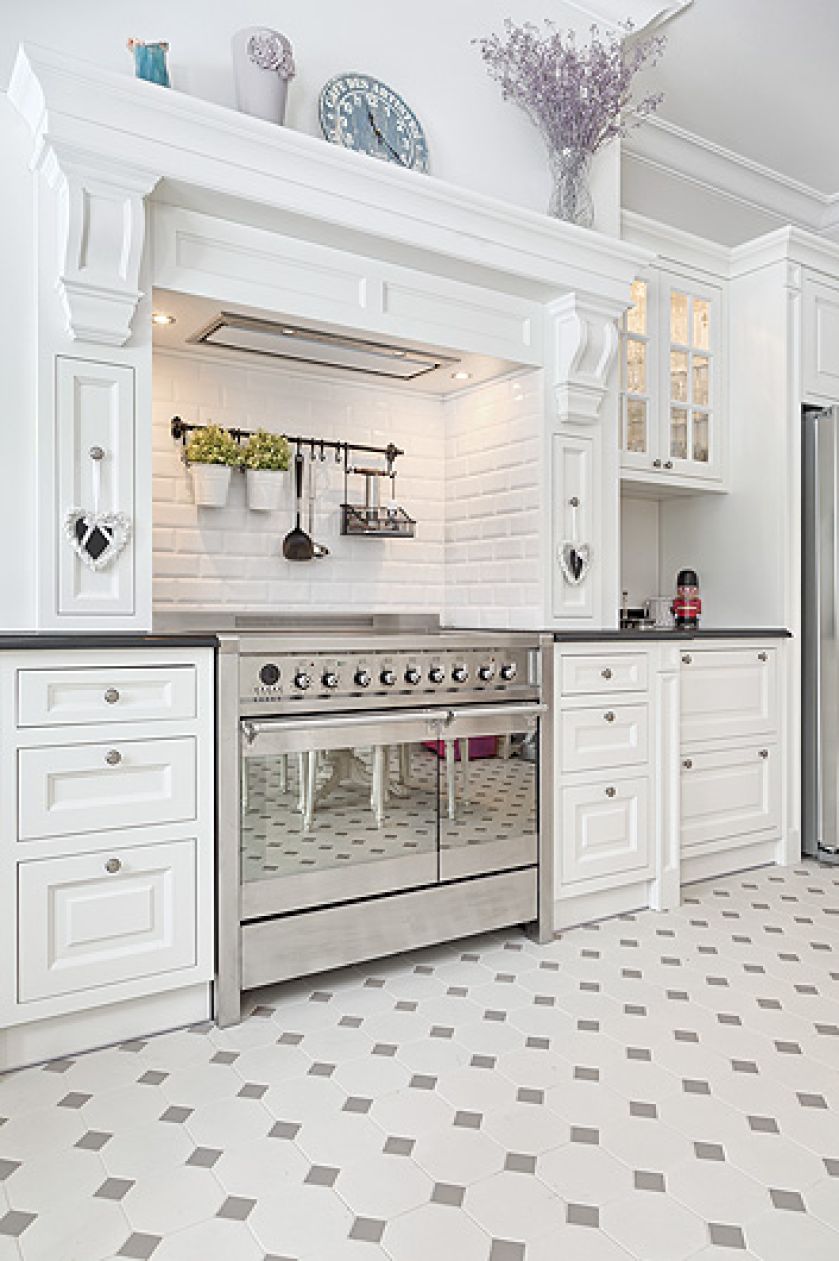 Urządzamy kuchnię: tradycyjnie czy nowocześnie?