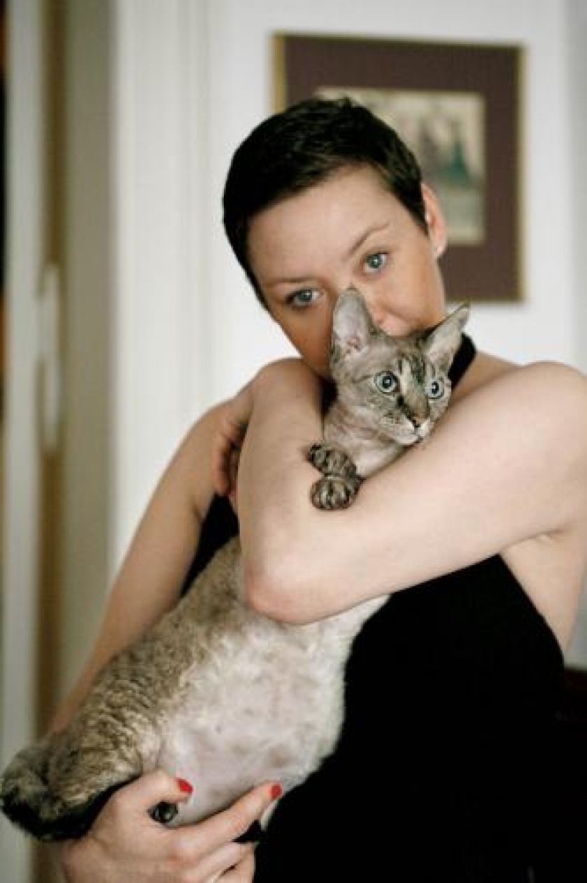 Magda z kotem Tymonem. Willa, w której straszy