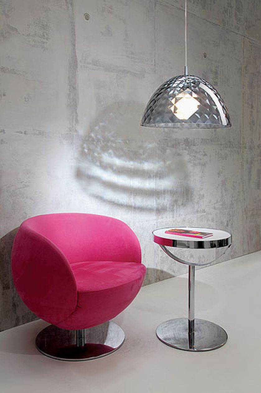 Marka Koziol, wykonana z tworzywa sztucznego – 442 zł. QFORMA, DOMOTEKA