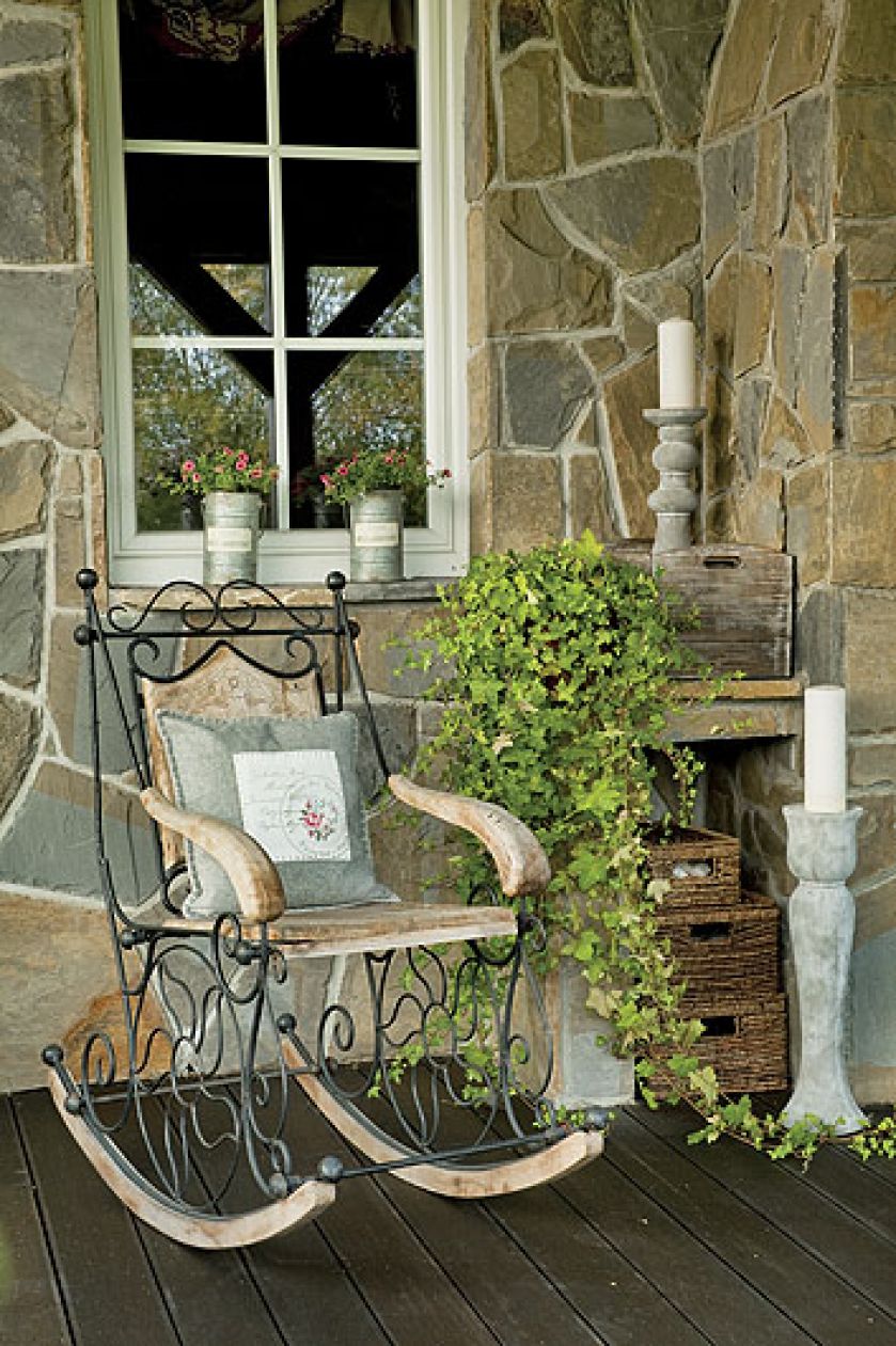 Meble w stylu angielskim, francuskim i skandynawskim oraz egzotyczne dodatki.