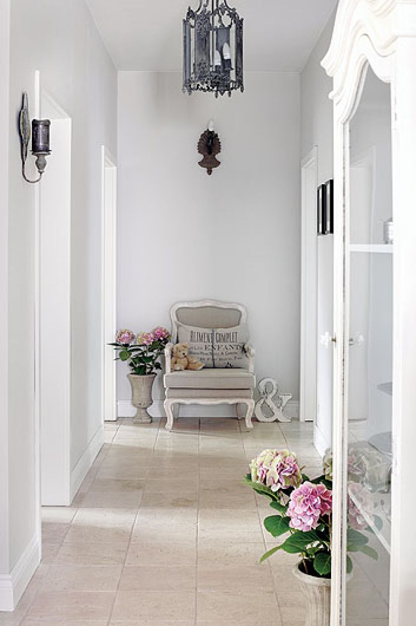 Nawet przejścia między pokojami urządzone są stylowo.