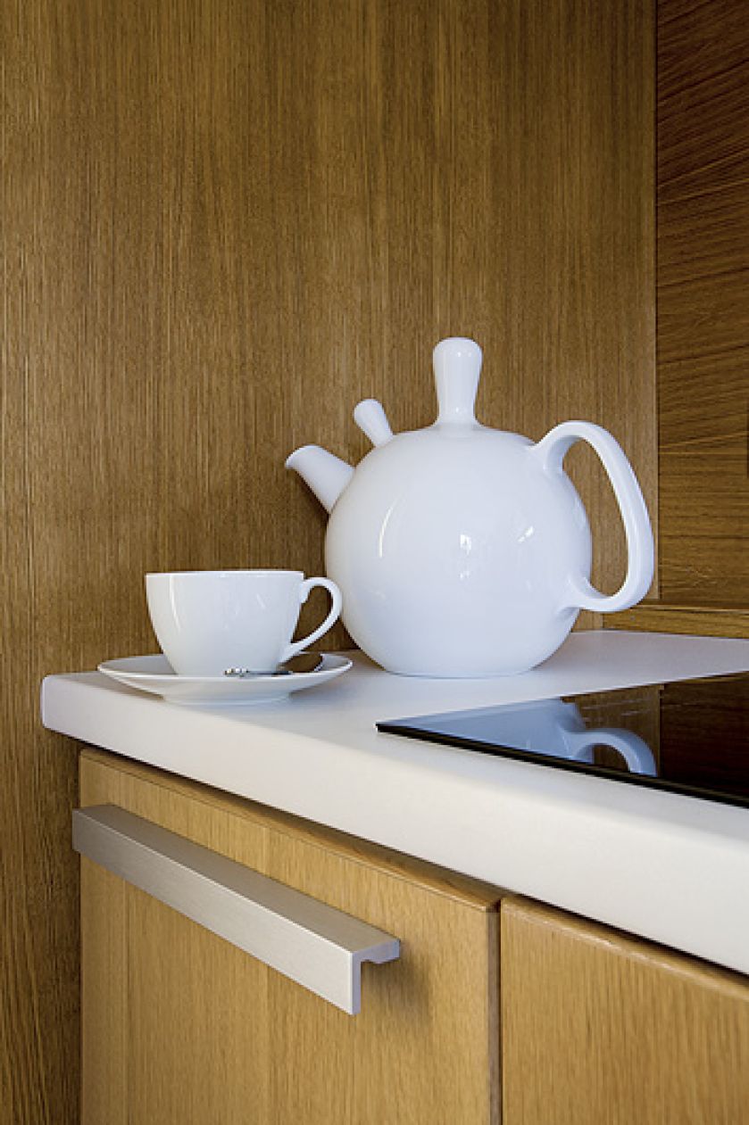 Nowoczesna ceramika. Bez antyków w kamienicy