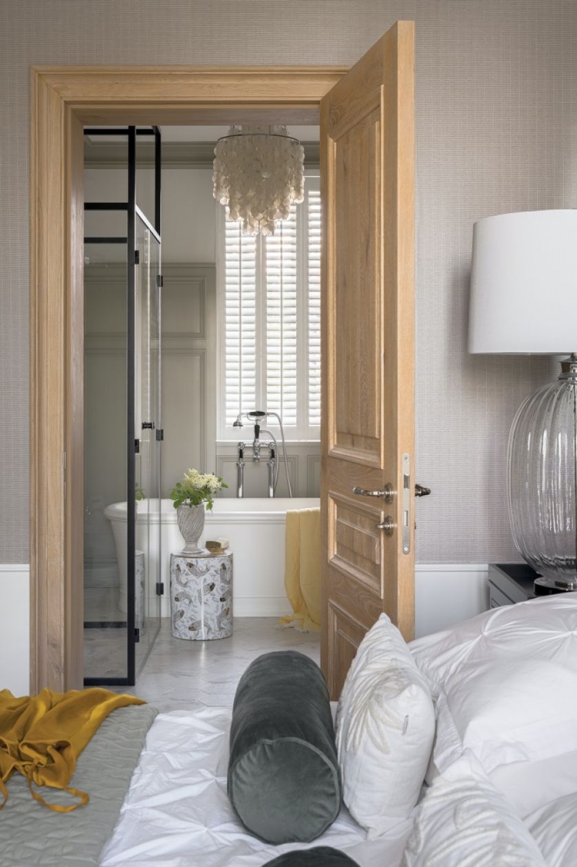 polski dwór aranżacja sypialni z łazienką