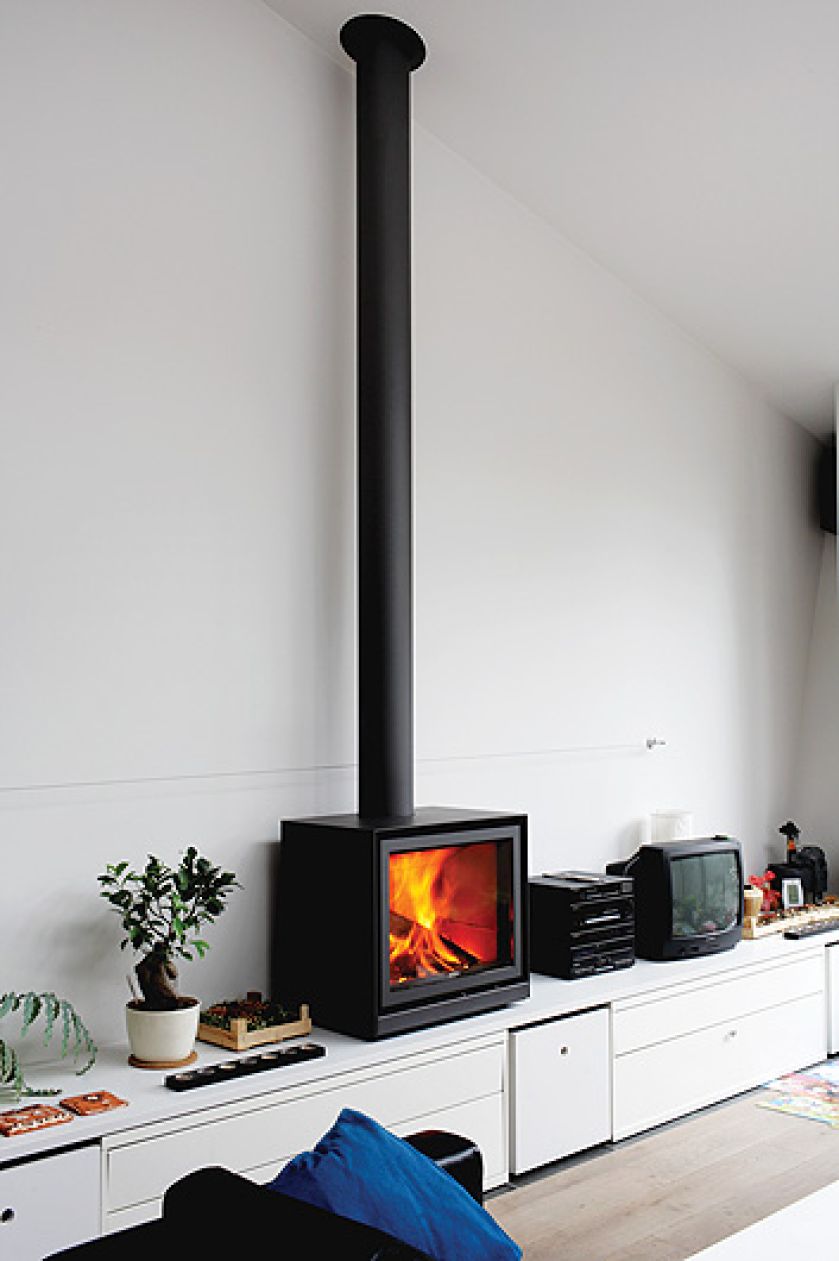 Przypomina telewizor retro, do kompletu ława z szufladami, Kominki Kozłowski