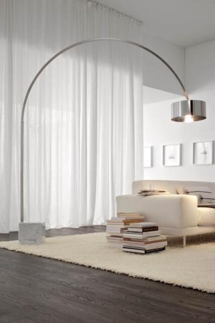 Raduga to projekt Philipa Jacksona dla Cattelan Italia. Cena zależy od rodzaju marmuru na postumencie, od 1167 euro netto.