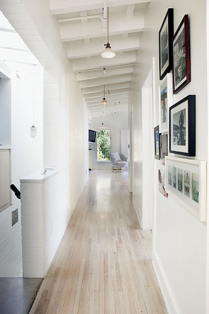 W całym domu zdjęcia. W końcu pani domu jest fotografką.