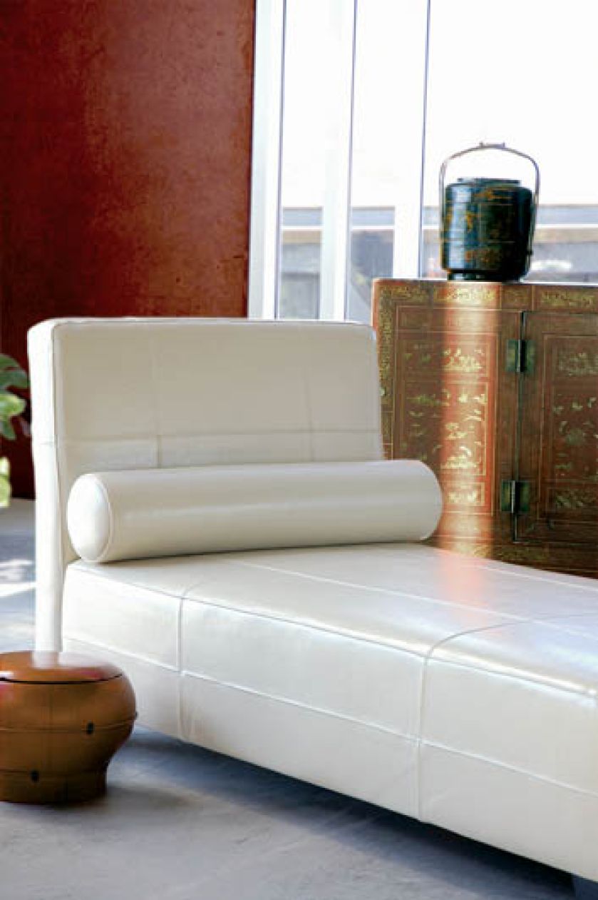 W orientalnym stylu - kolekcja New Orient, farba Power Paint Colour Style. Cena - 67 zł/2,5 l. DEKORAL