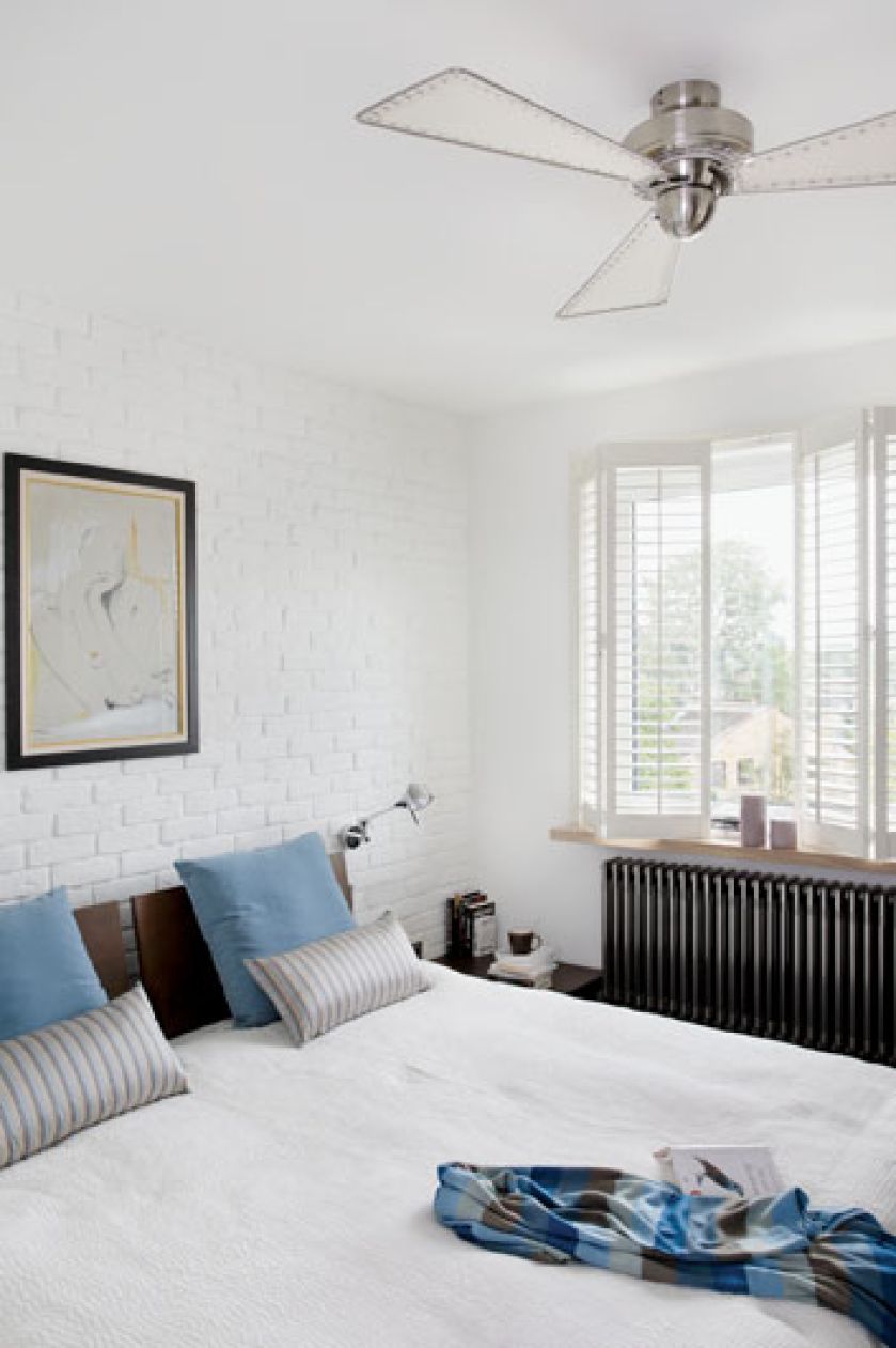 Właściciele kochają podróże do Włoch i Grecji, dlatego w domu chcieli mieć coś białego i