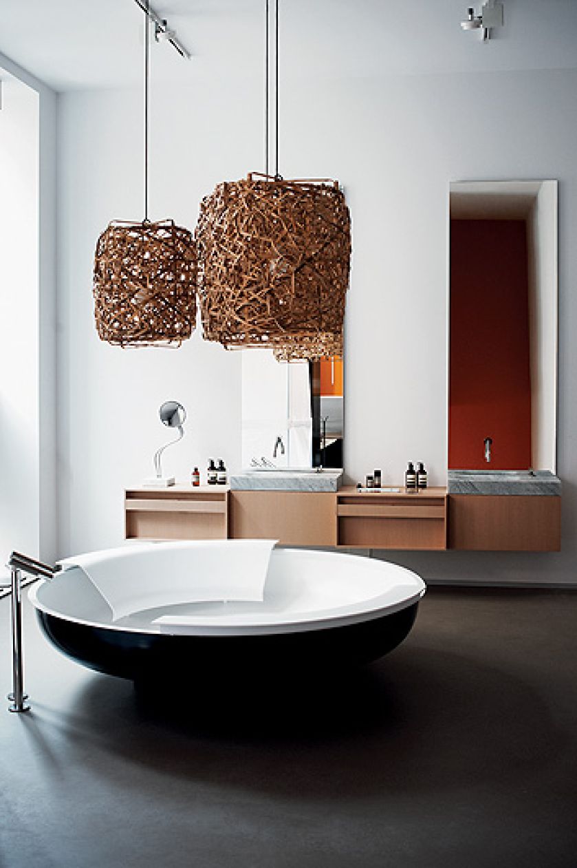 Z wygodnymi oparciami ma dwa metry średnicy, ok. 100 000 zł, www.laboratorio.pl Agape