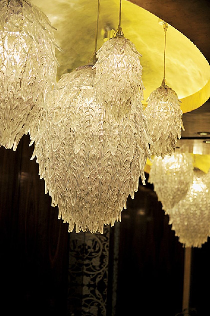 Żyrandol marki Preciosa. Kryształowe żyrandole od Preciosy