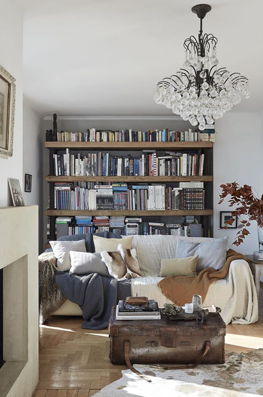 Katarzyna Woynowska - jedwab z amuletem