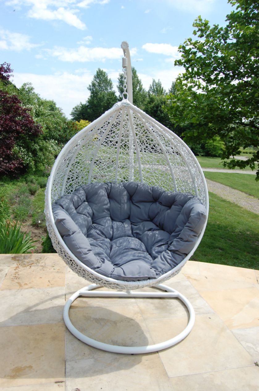 jak urządzić taras na lato, meble i aranżacje