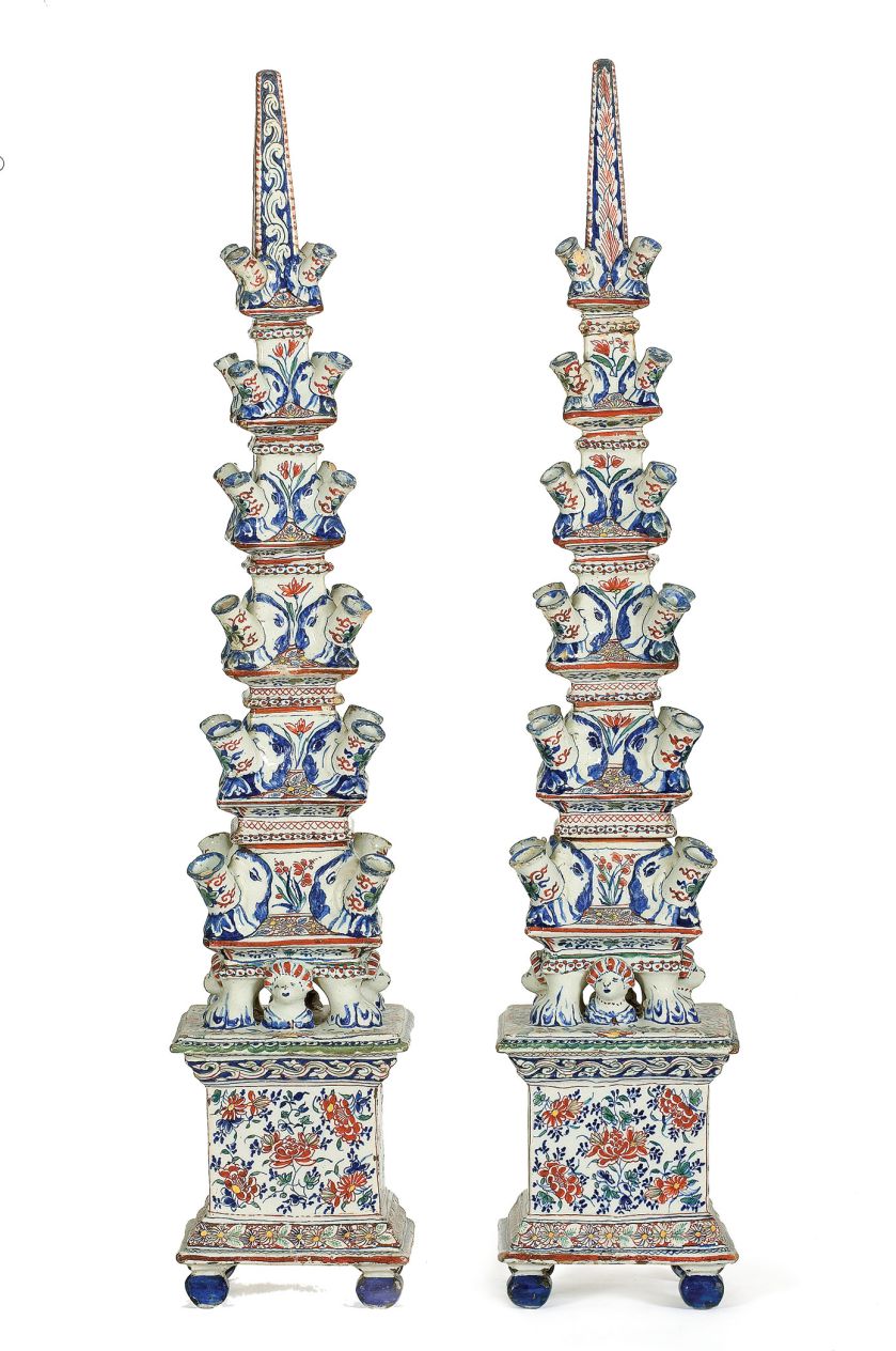 Piramida, Holandia. Tulipaniera