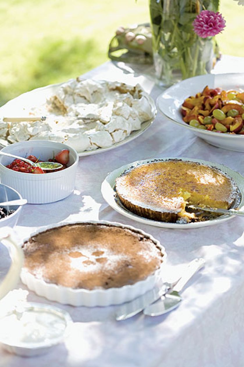 Placek z nadzieniem waniliowym. Wiosenne przepisy