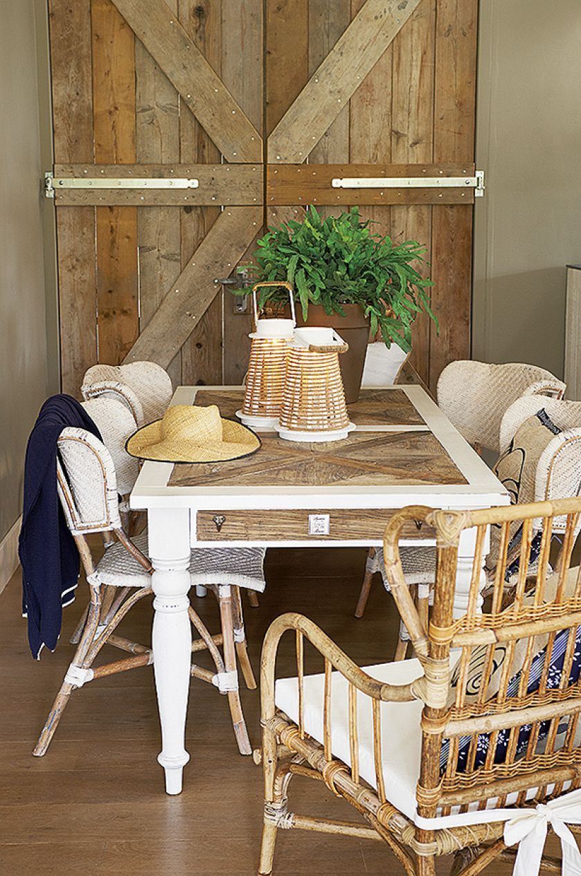 Stół Corey Hill marki Riviera Maison z mozaikowym blatem, ceny: 9390 zł i 10 390 zł, Francuska Weranda