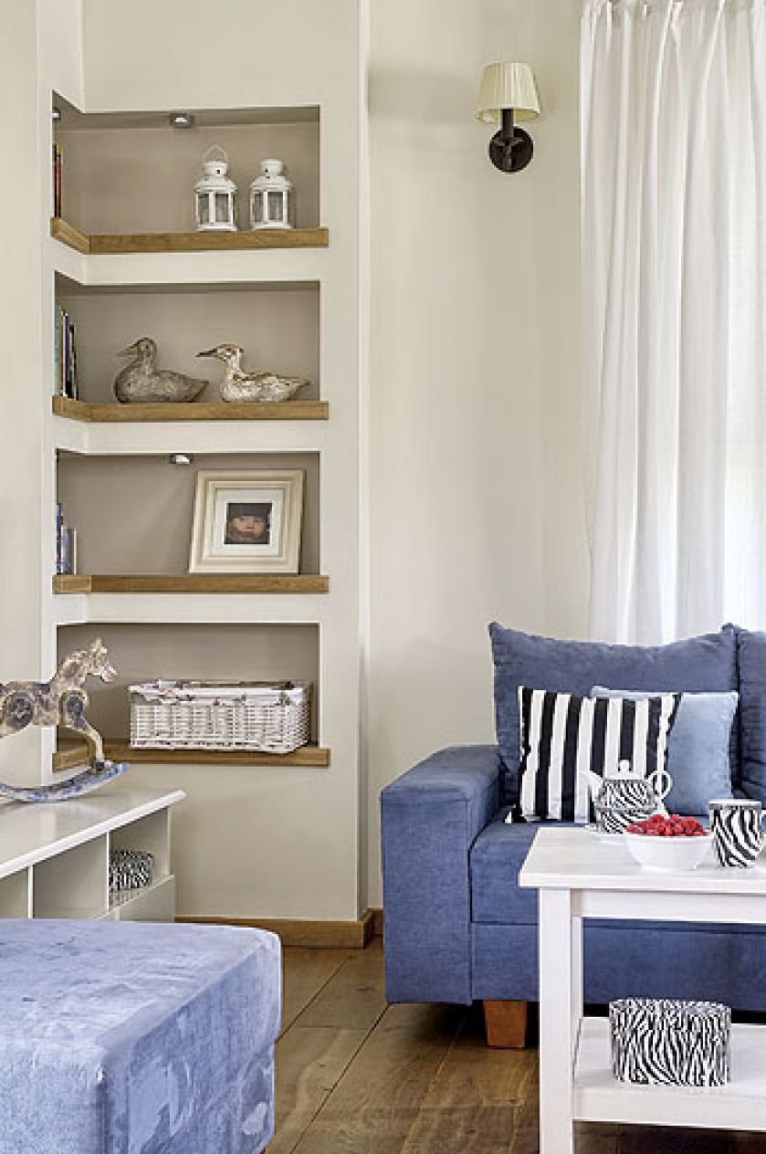 W marynistycznym stylu - błękity i biel.